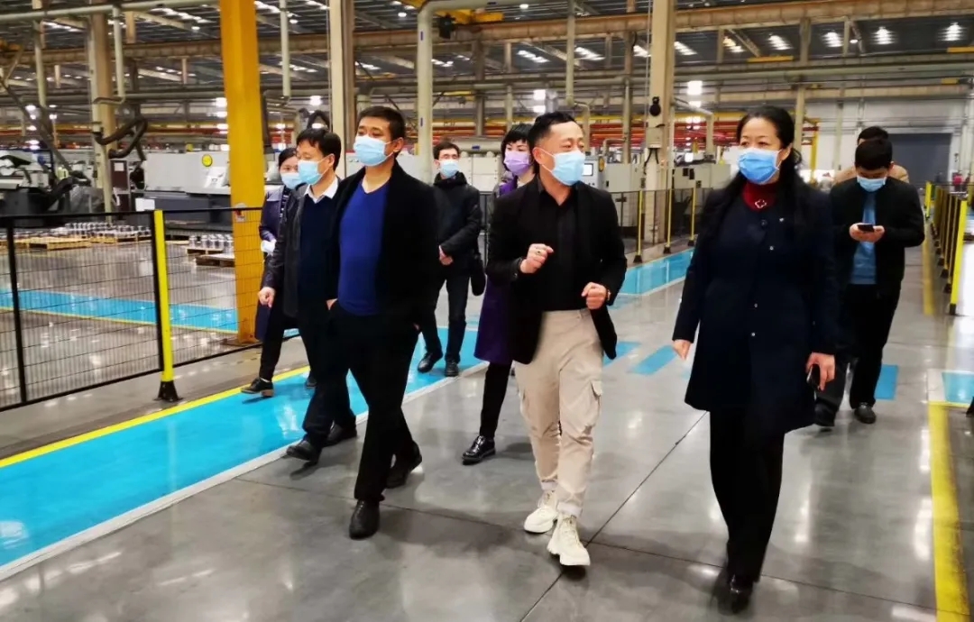邯郸市科技局党组书记、局长安凤玲一行莅临恒工机械调研指导工作