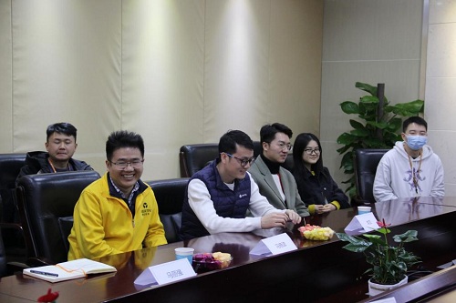 能动学院与维谛技术有限公司签约暨社会实践基地揭牌仪式
