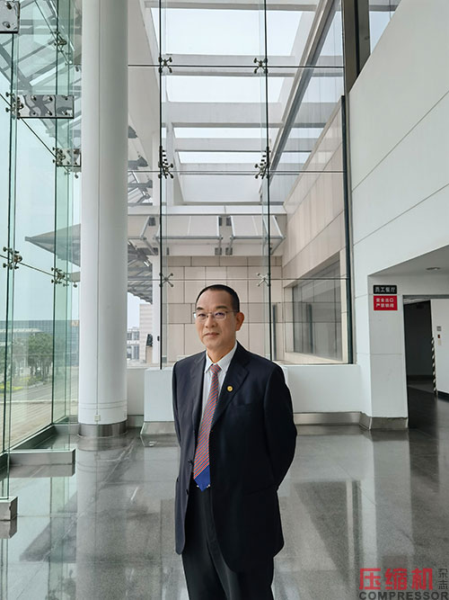 韩萤焕:企业如何“一心”求发展——访厦门东亚机械工业股份有限公司董事长 韩萤焕