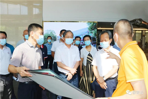 创新引领 数字赋能| 佛山市郭文海市长莅临葆德调研指导!